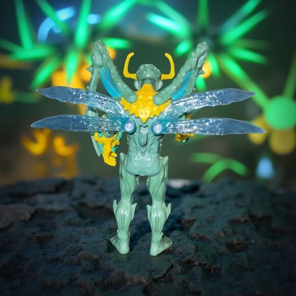 2022 Marvel Monster Hunters Avengers Mech Strike LOKI Wing Attack 8” B1 - Picture 3 of 3